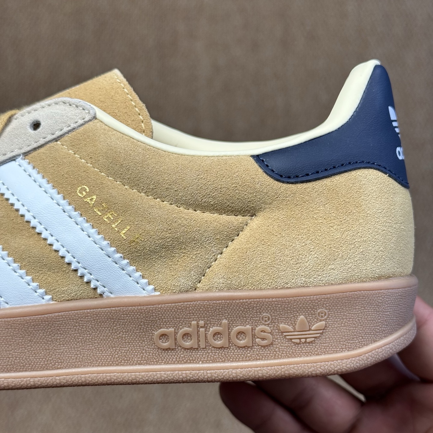 아디다스 트레이닝화: 상품 번호: JI3523