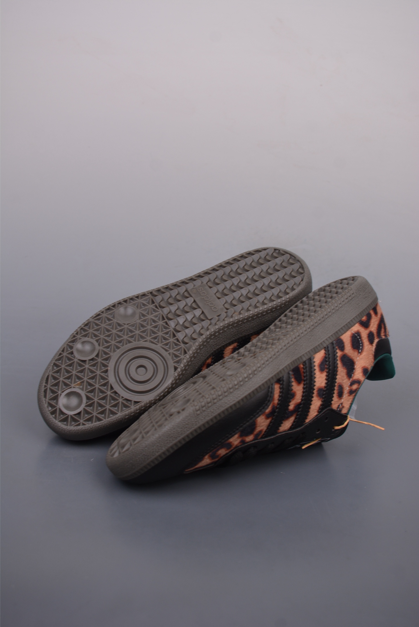 아디다스 삼바 OG 상품 번호: JI2735