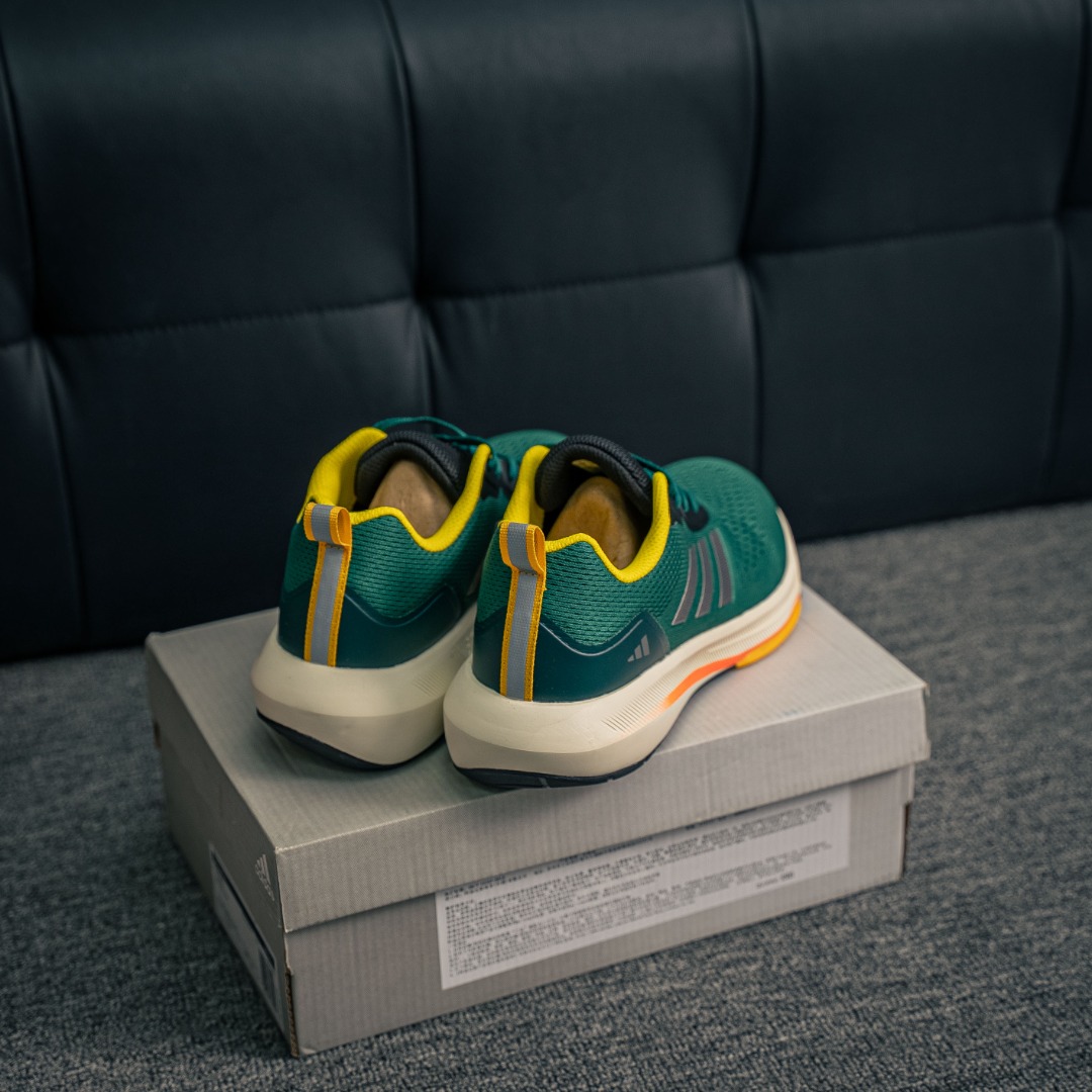 아디다스 오리지널 상품 번호: AQ0889