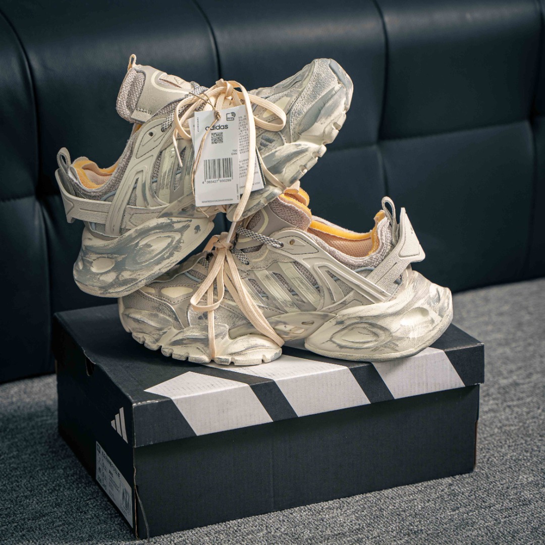 아디다스 XLG 런 상품 번호: JR9632