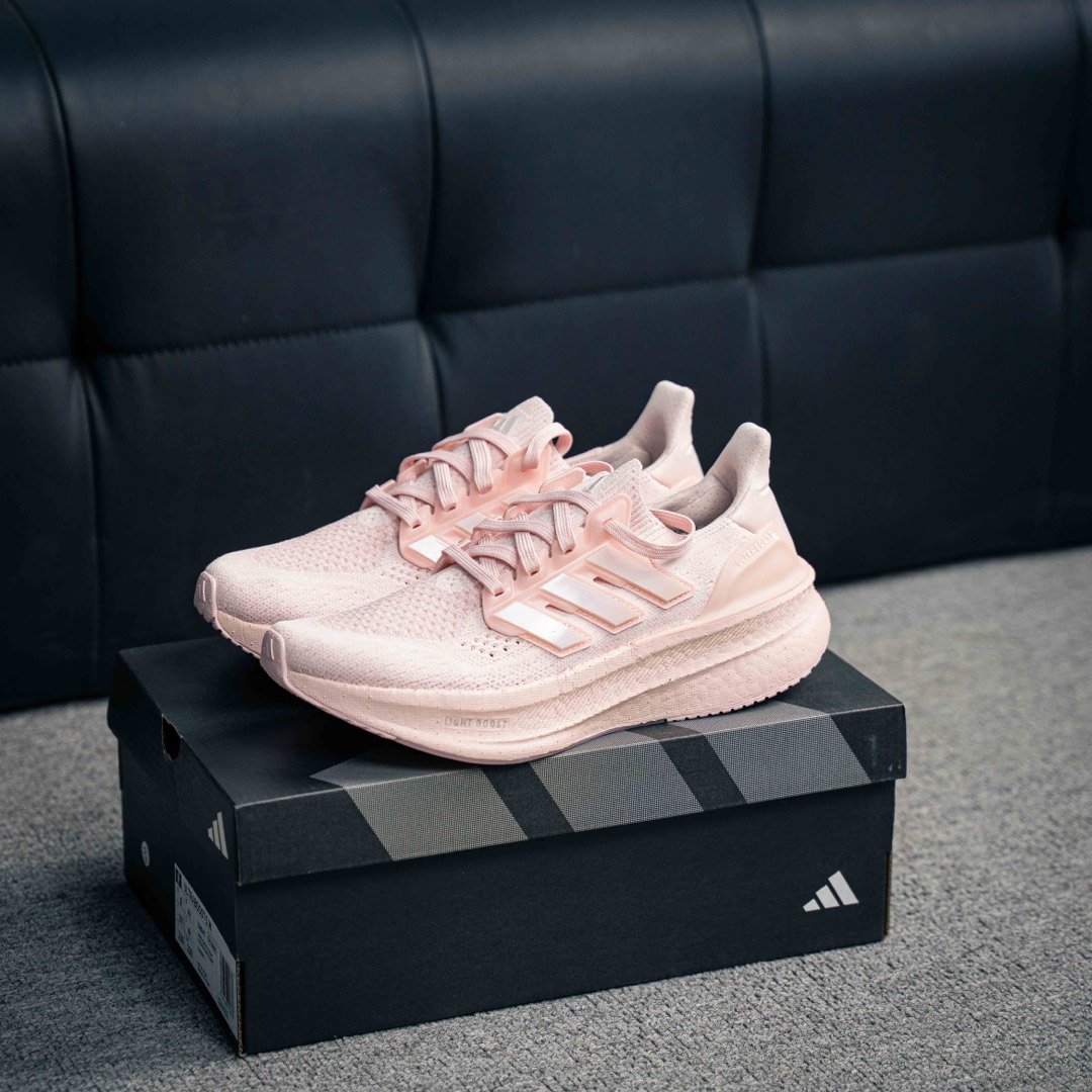 아디다스 아디 울트라 상품 번호: ID8845