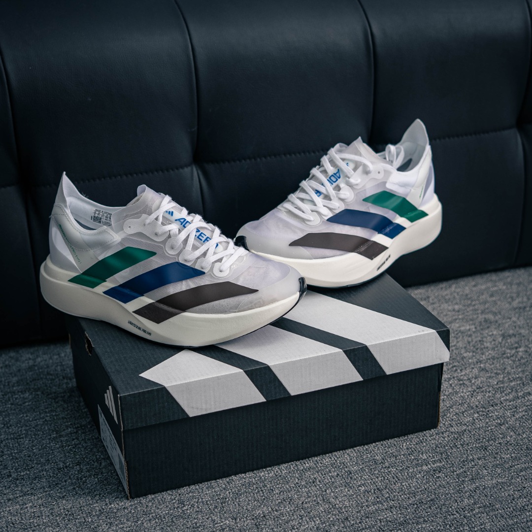 아디다스 아디다스 ADI 상품 번호: JQ3642