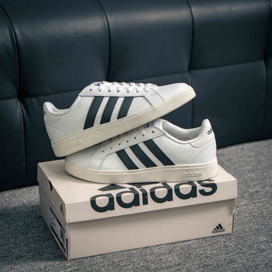 아디다스 그랜드 코 상품 번호: GW9250