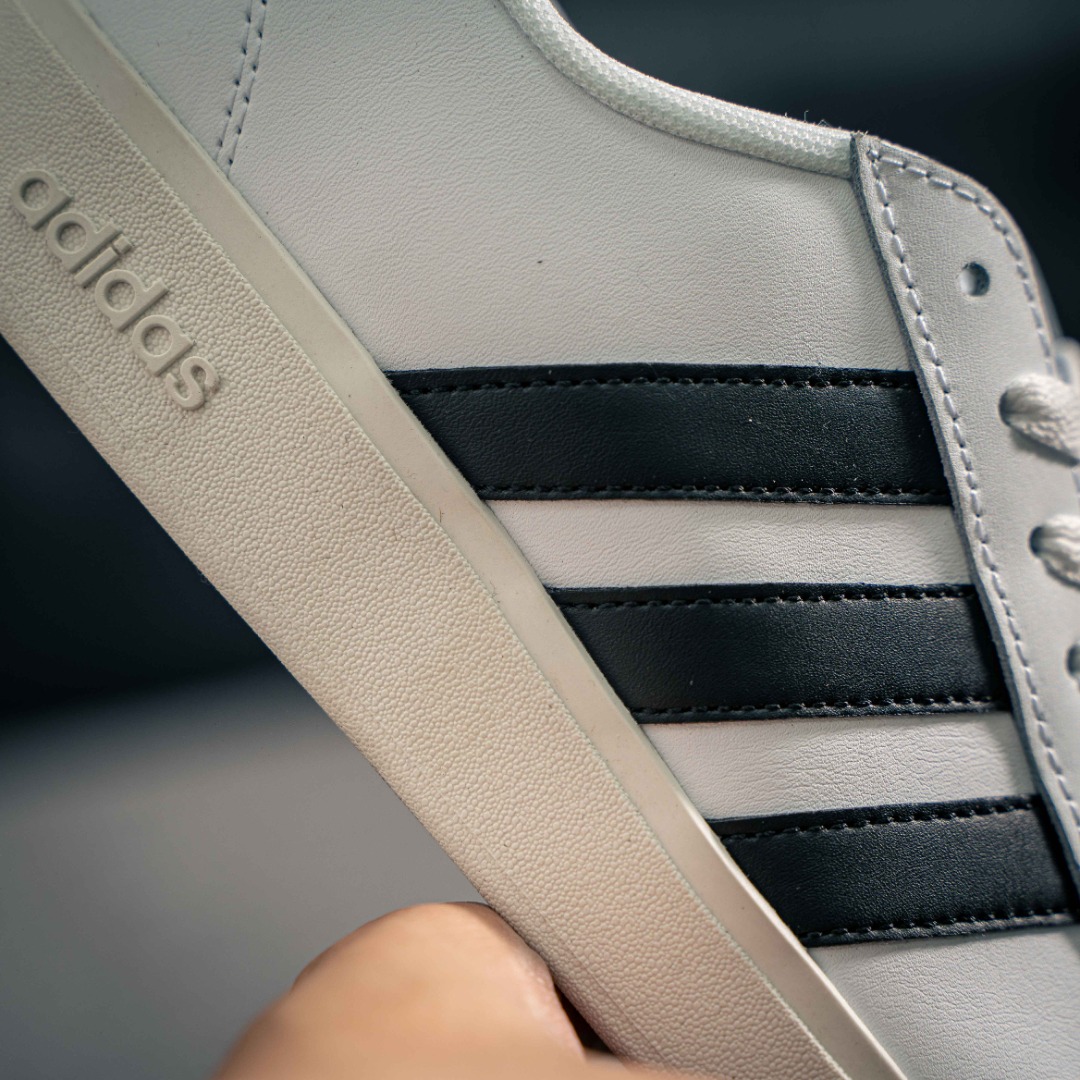 아디다스 그랜드 코 상품 번호: GW9250