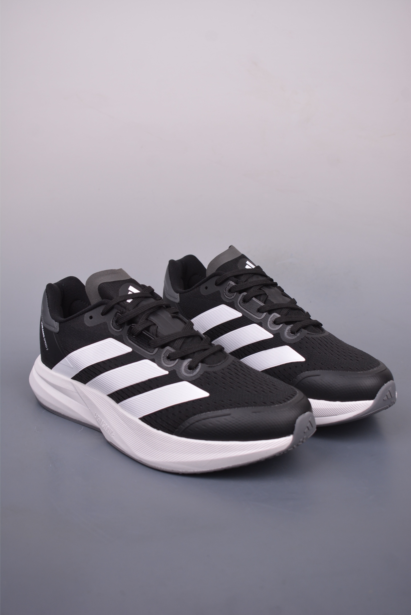 아디다스 듀라모 S 상품 번호: IH8206