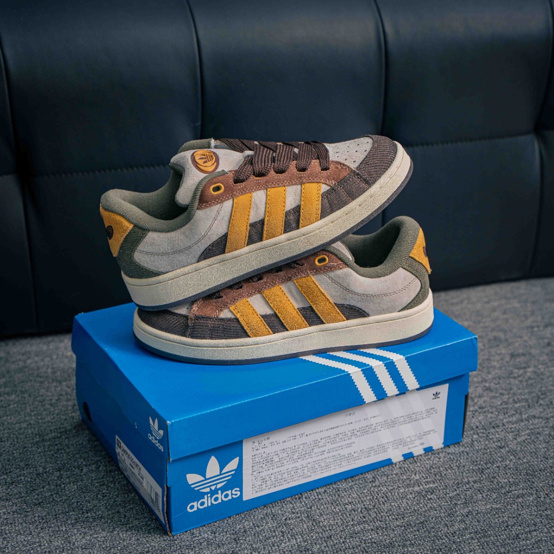 아디다스 오리지널 상품 번호 JR8047