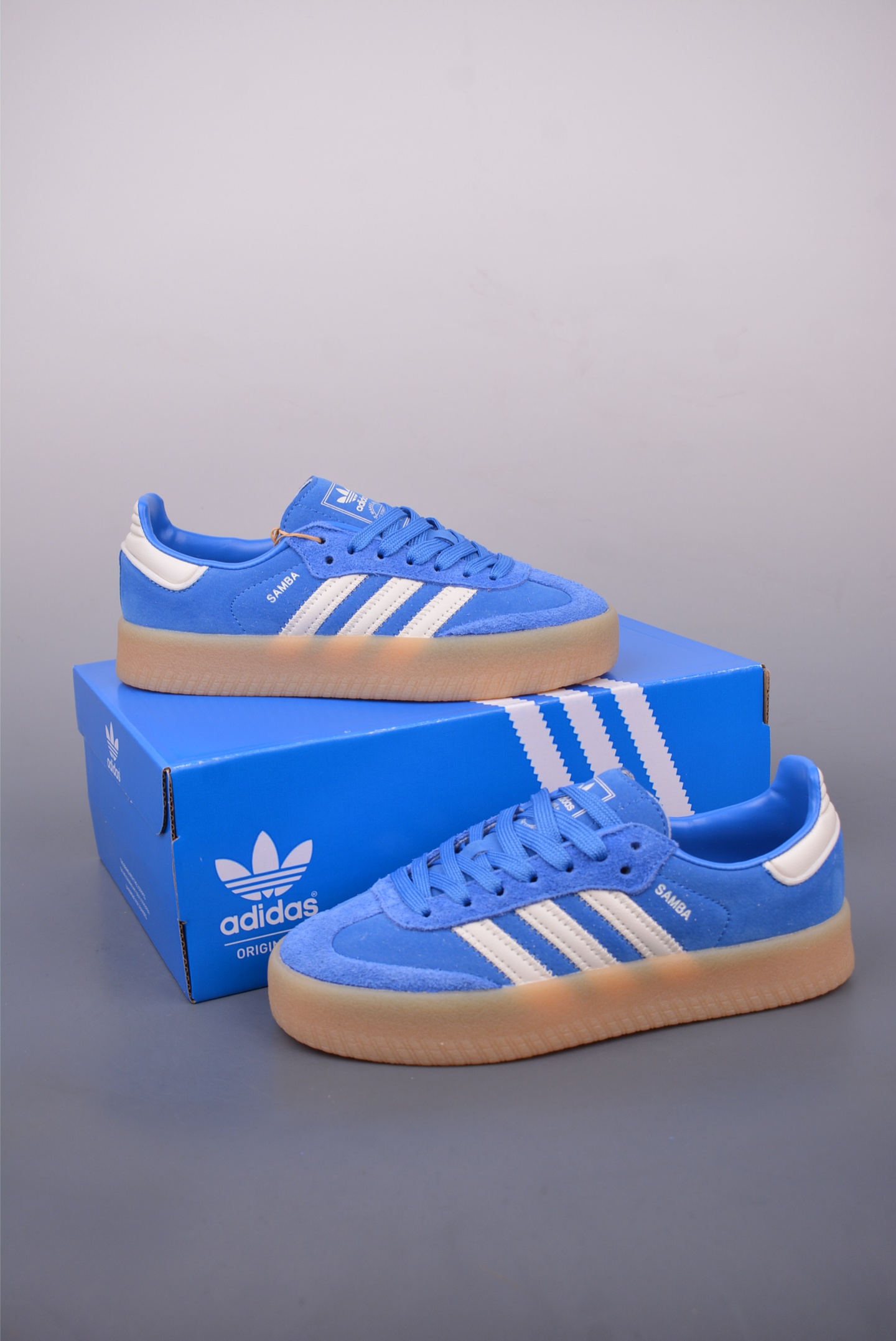 아디다스 클로버 삼바 상품 번호: JI2743