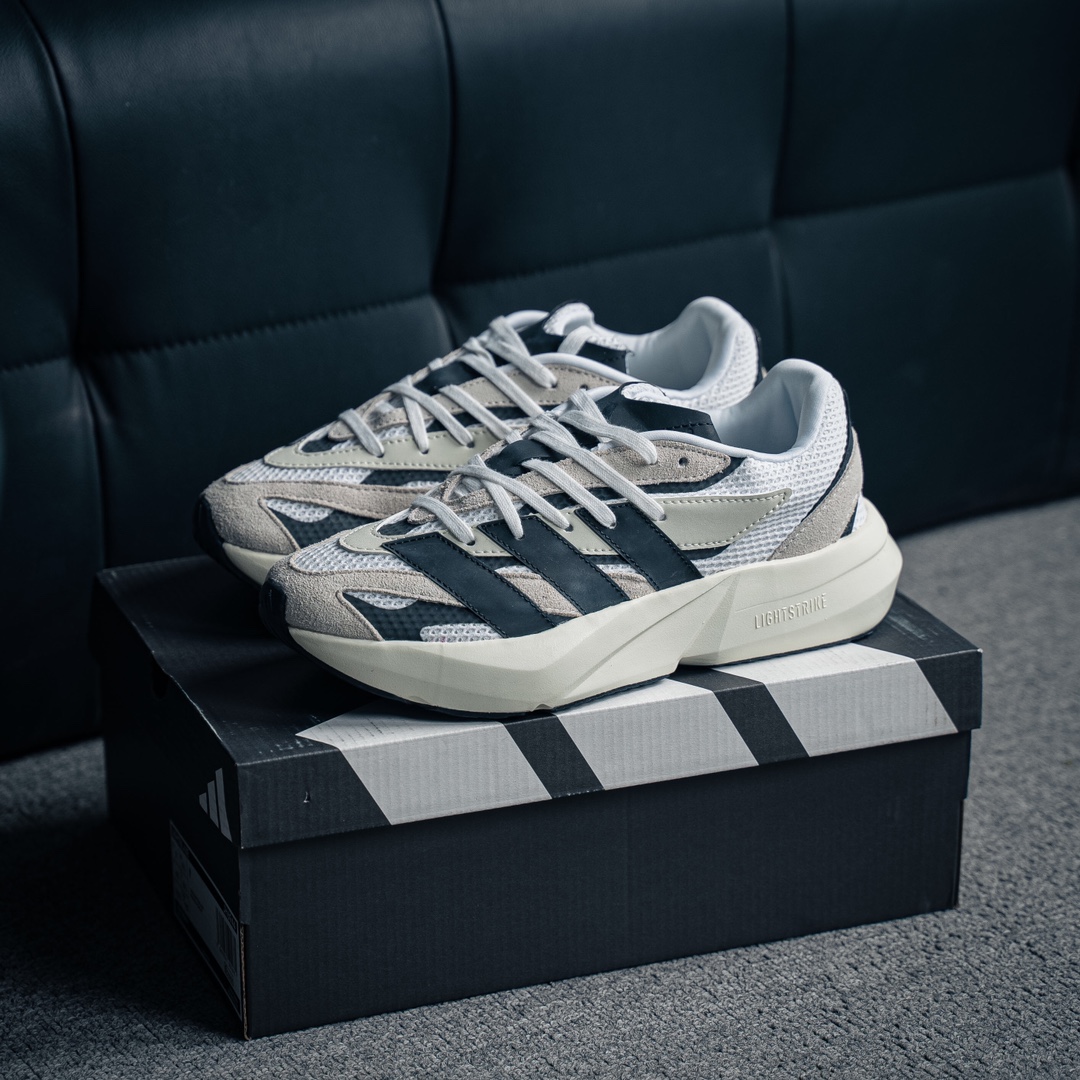 아디다스 라이트블라 상품 번호: JH6944