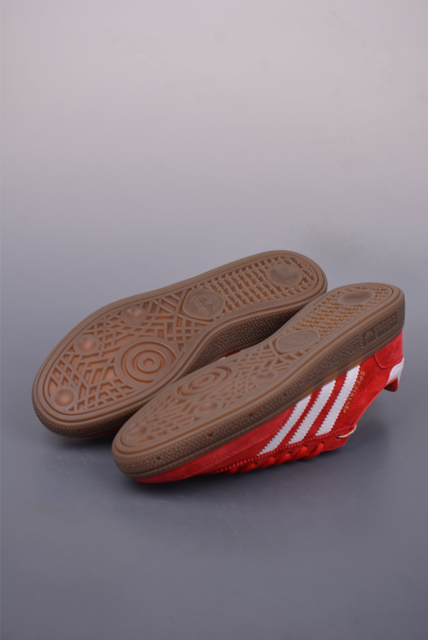 아디다스 핸드볼 상품 번호: FV1227