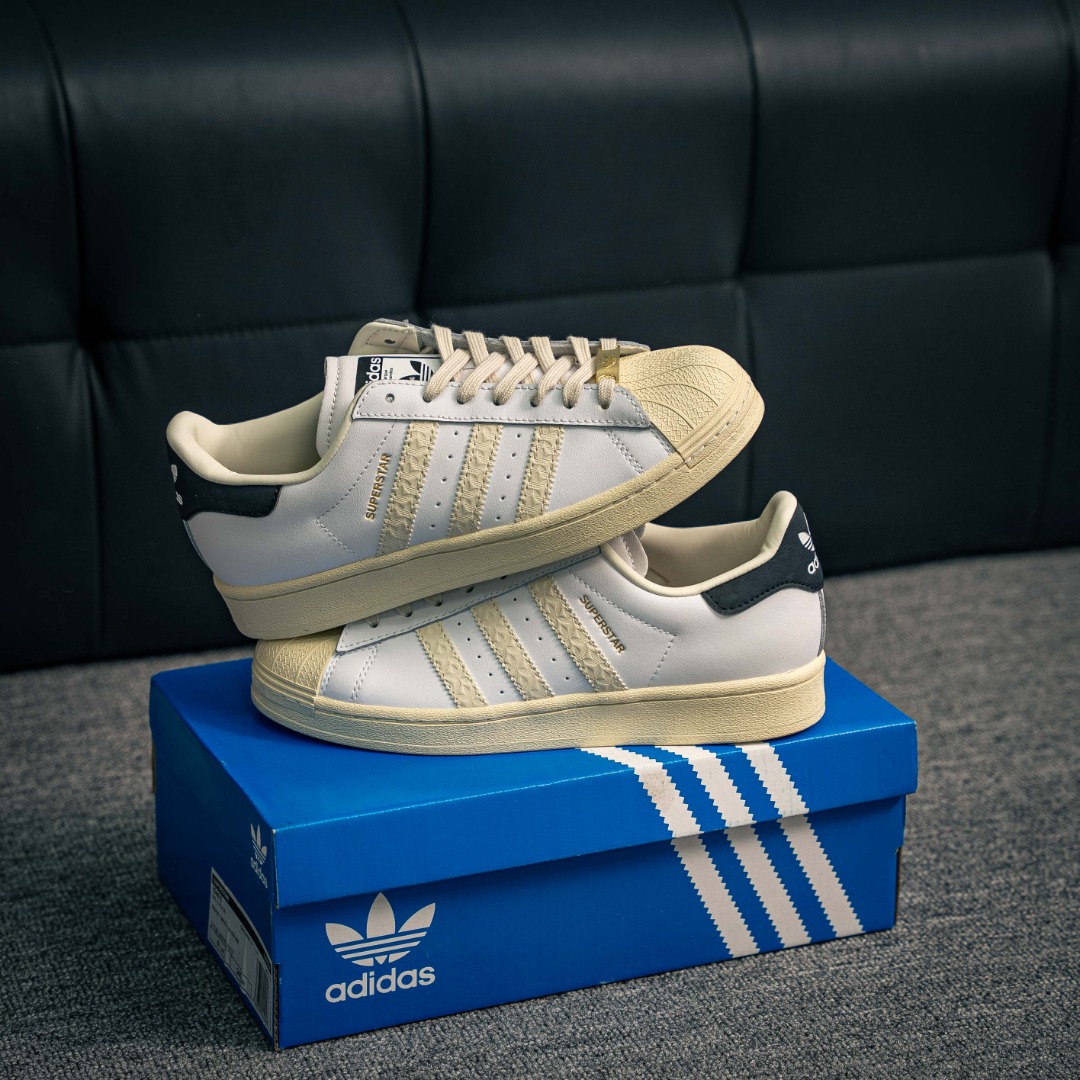 아디다스 아디다스 샴록 오 상품 번호: ID4675