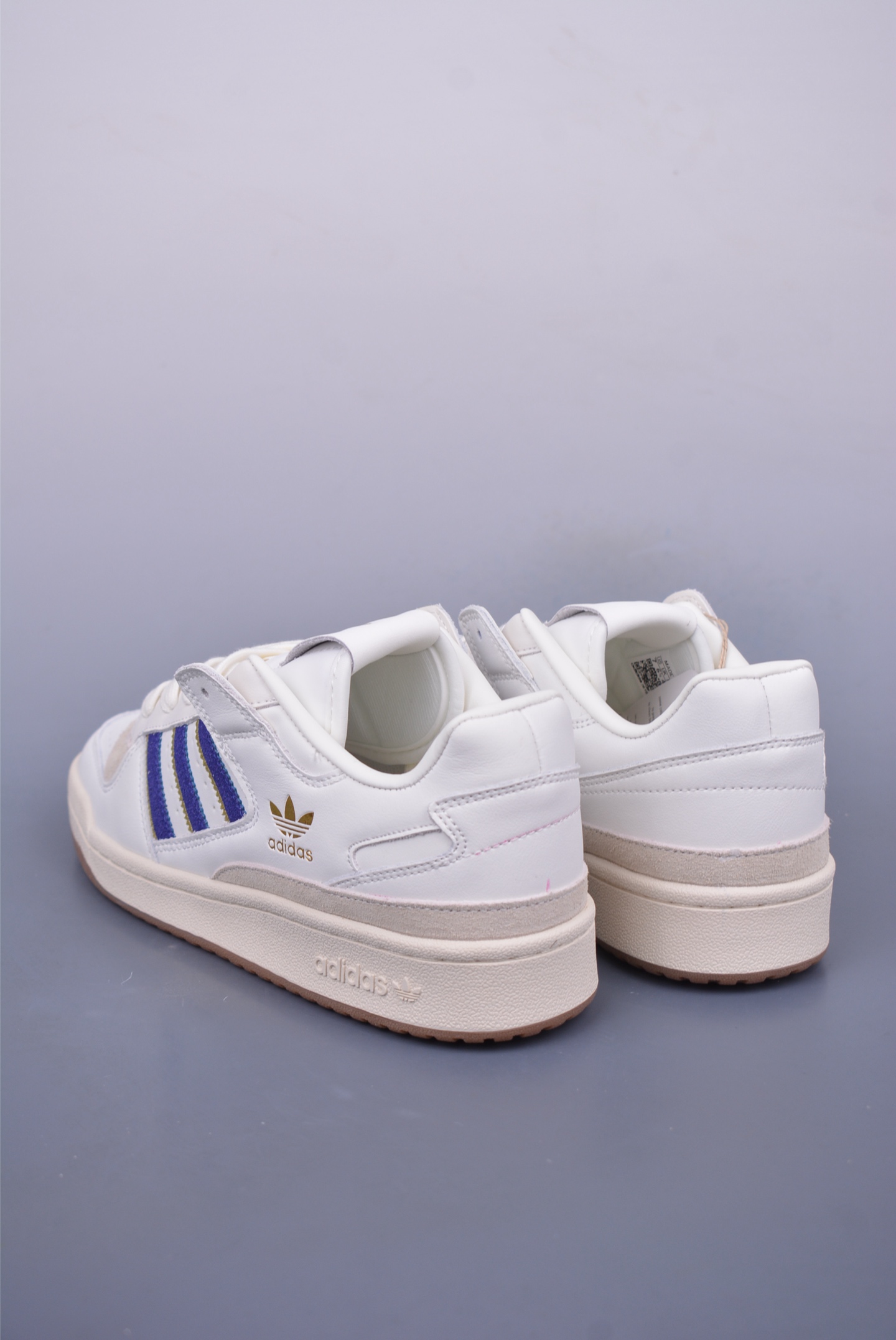 상품 번호: JH7940