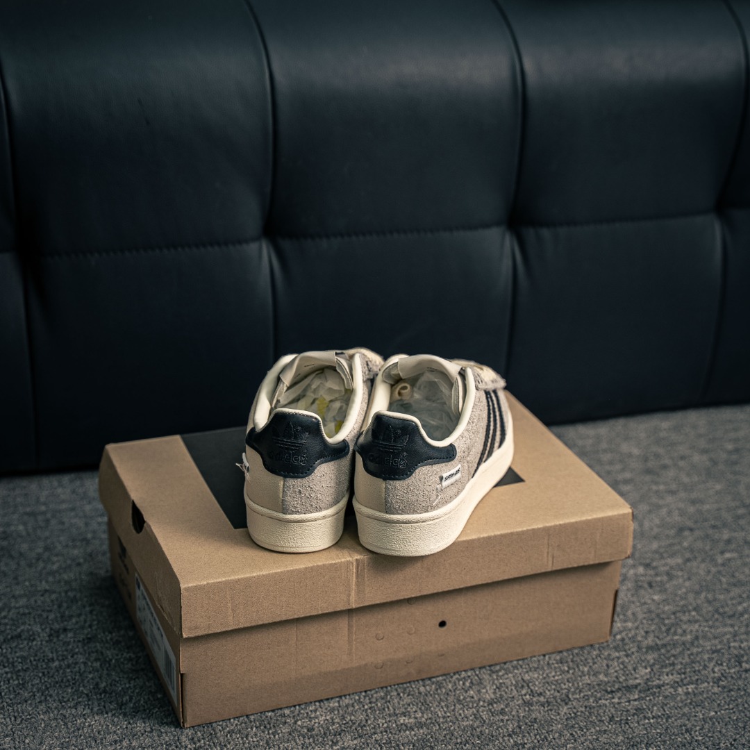 아디다스 오리지널 상품 번호: JQ0958