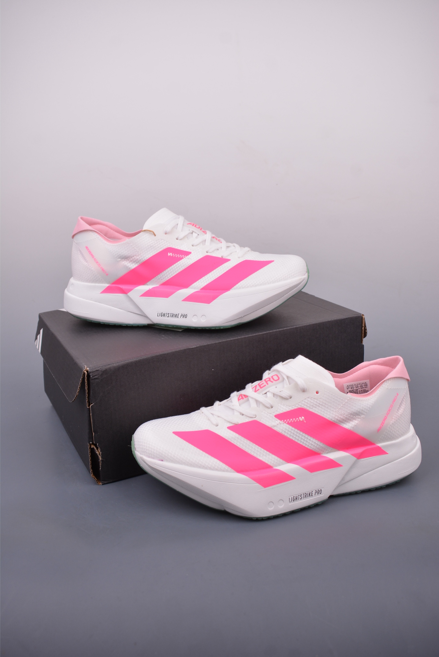 아디다스 아디제로 상품 번호: IH5564