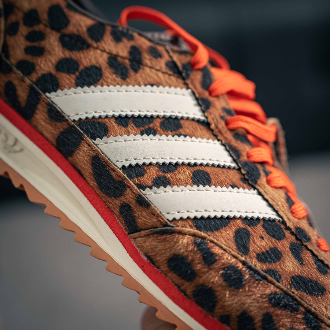 아디다스 오리지널 상품 번호: JI0189