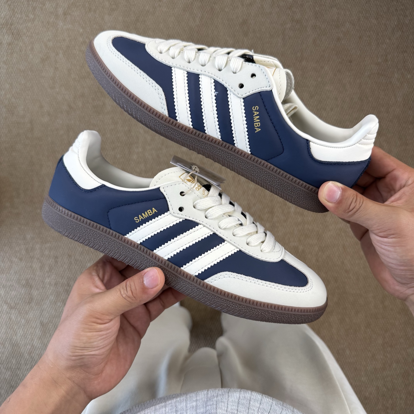 아디다스 아디다스 트레이닝화 화이트 상품 번호: IG1968