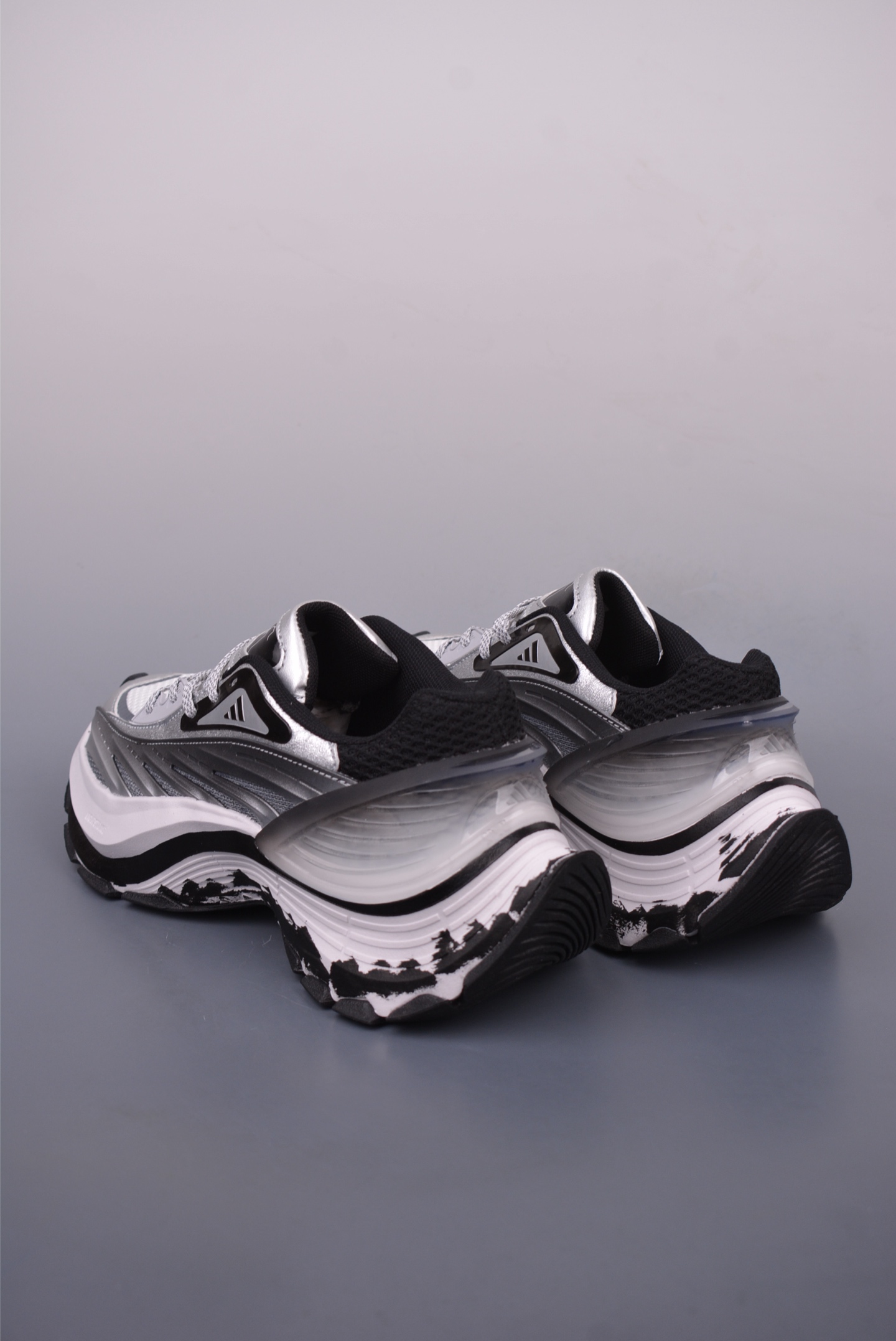 아디다스 벤토 XL 상품 번호: KI0576