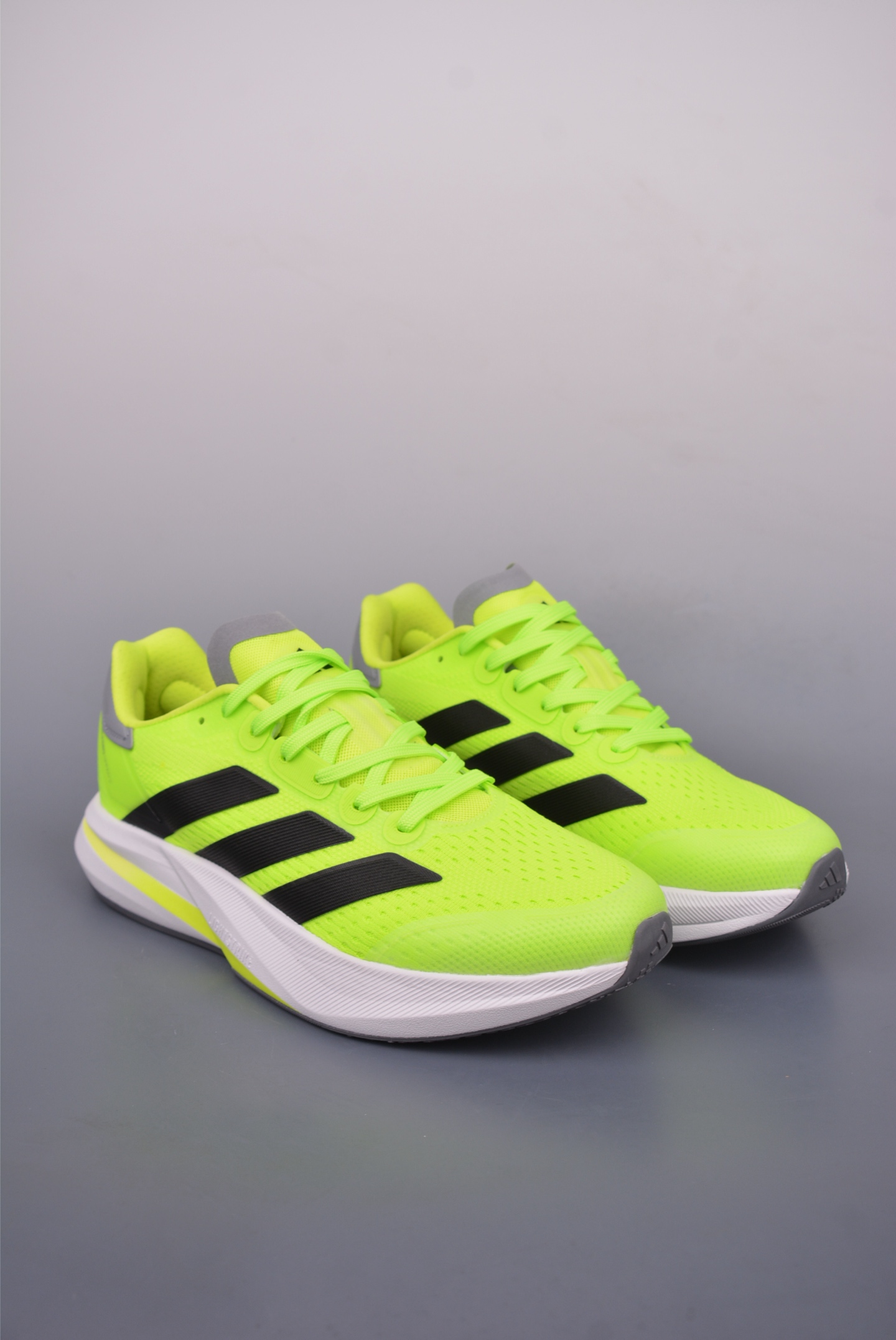 아디다스 듀라모 S 상품 번호: IF9394