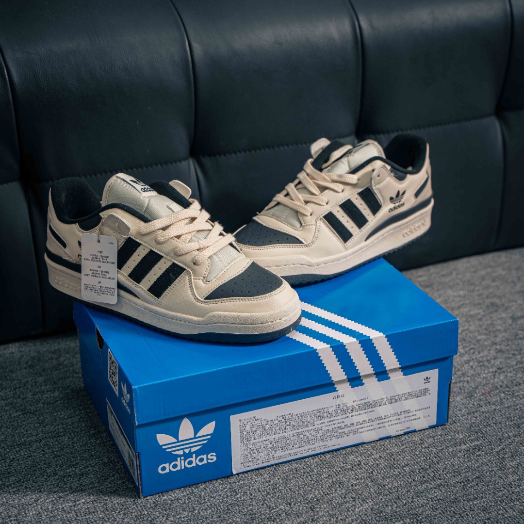 아디다스 포럼 LO 상품 번호: IG3901