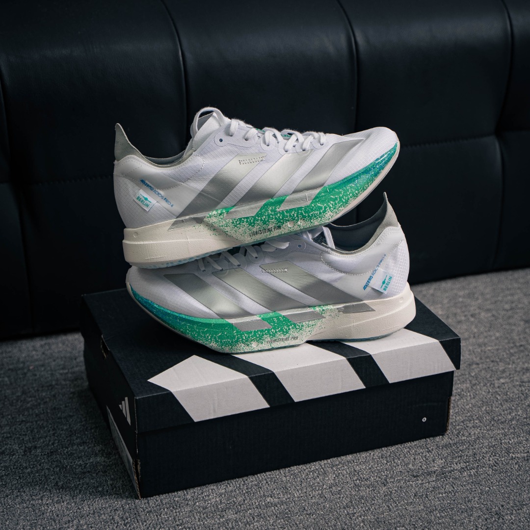 아디다스 아디제로 상품 번호: JR6354