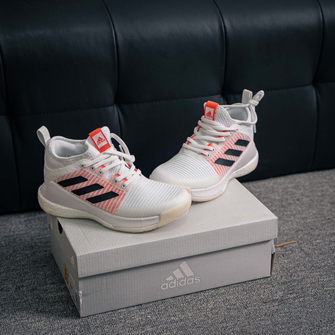 아디다스 크레이지플라이 상품 번호: FZ4675