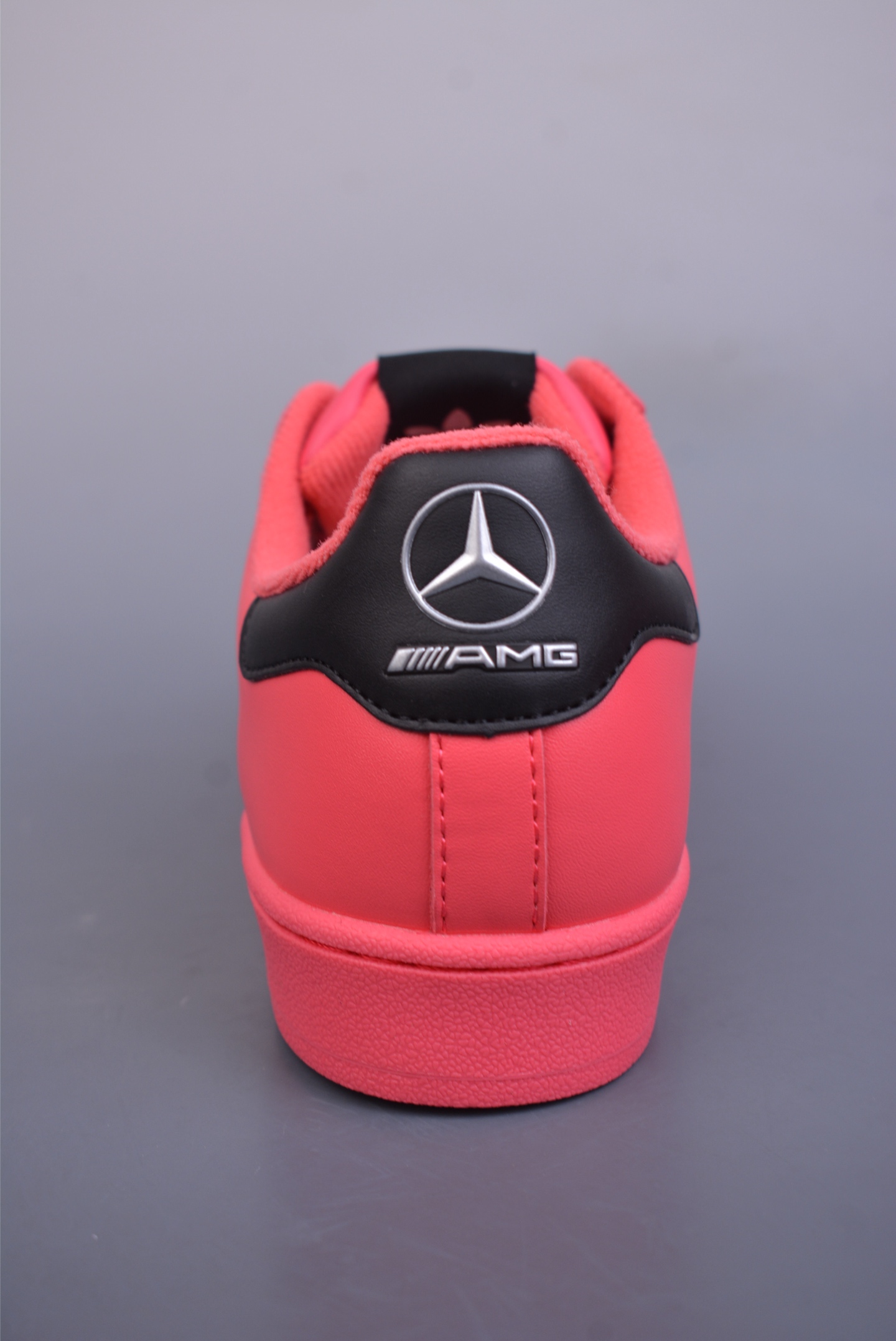 아디다스 오리지널 상품 번호: AG1899