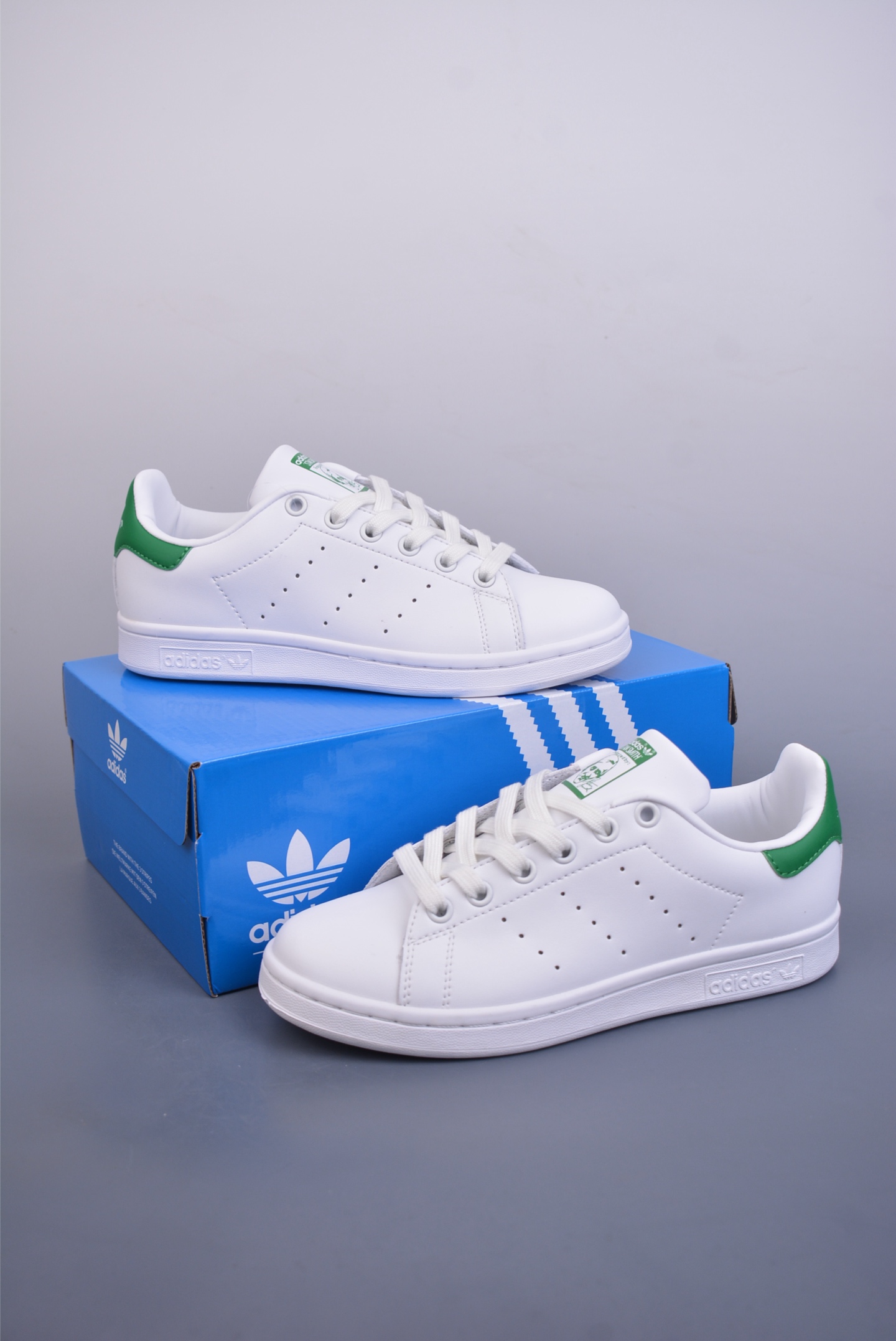 아디다스 스탠 스미 상품 번호: M20324