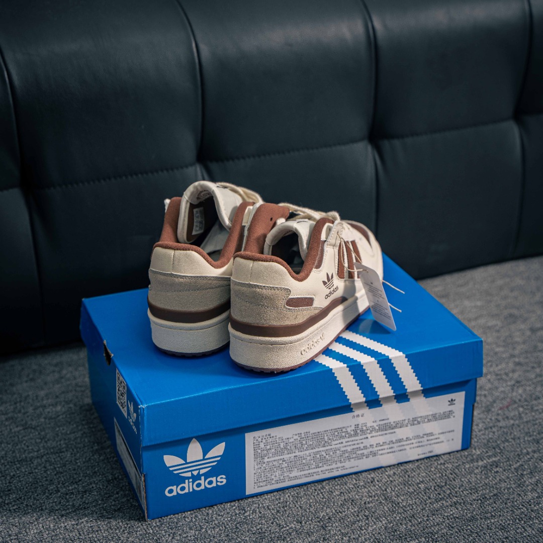 아디다스 포럼 L 상품 번호: IG3900