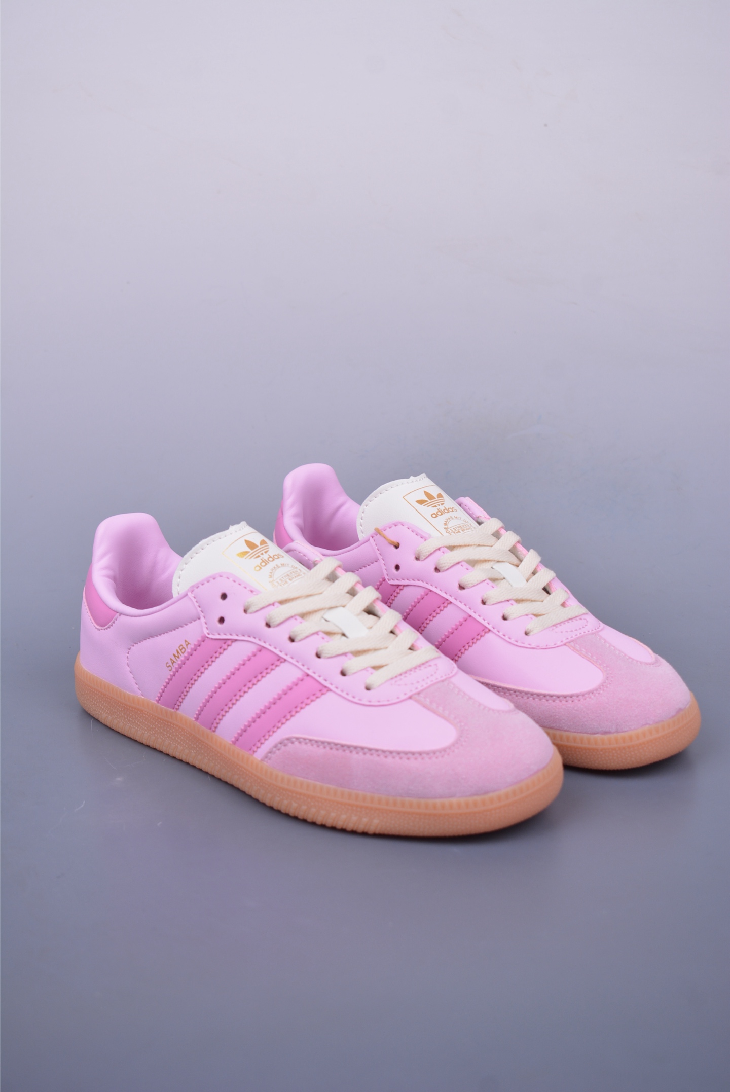 아디다스 클로버 삼바 상품 번호: JS4091