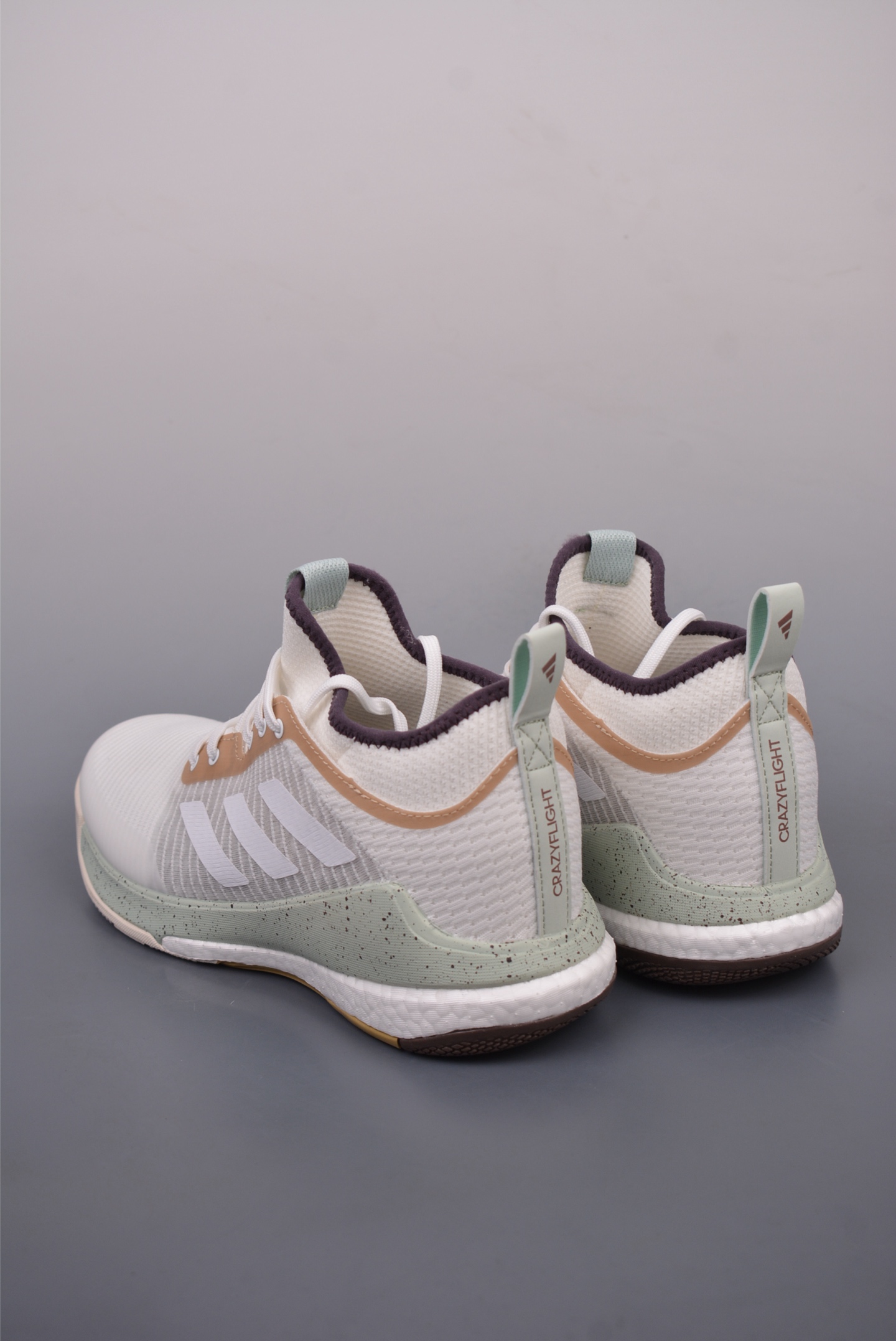 아디다스 크레이지플라이 상품 번호: GX1258