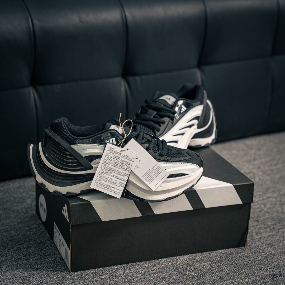 아디다스 XLG MTW 시리즈 상품 번호: JR5686