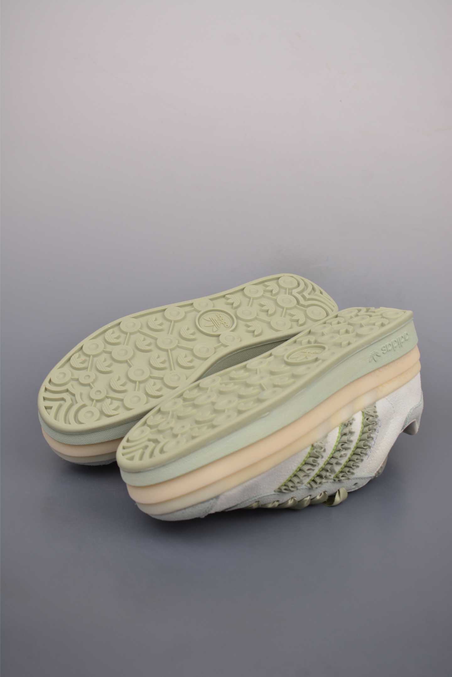 Ad Originals Ga 상품 번호: JR8373