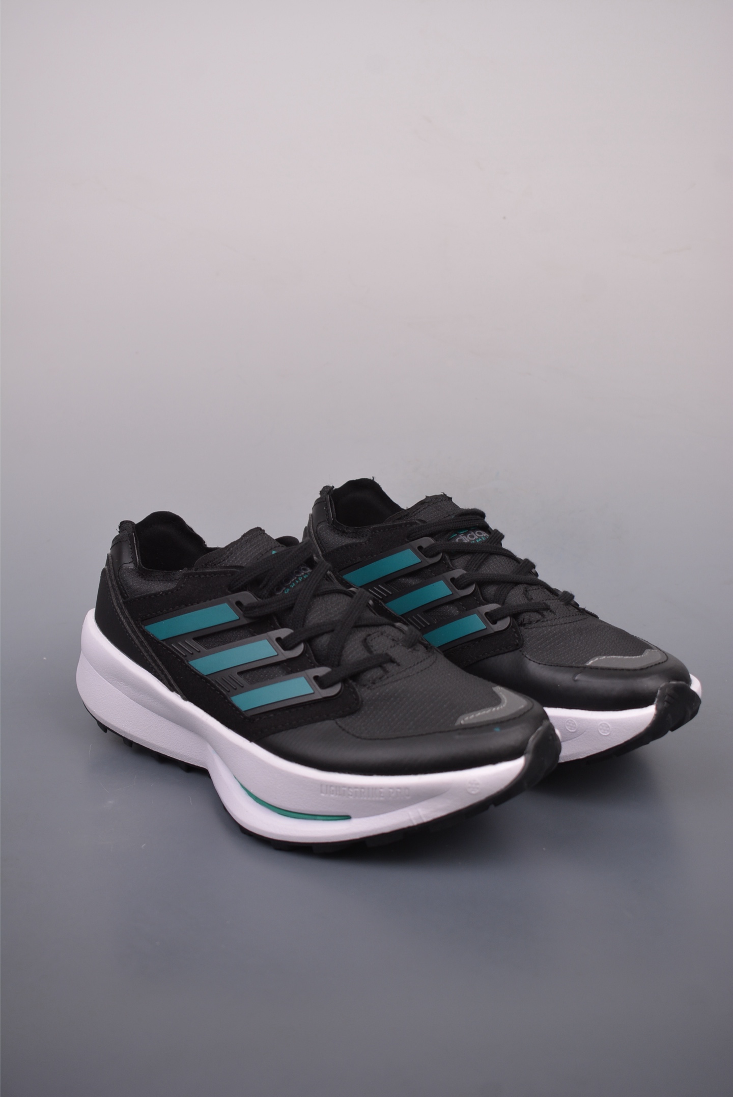 아디다스 아디다스 EQU 상품 번호: JH6113