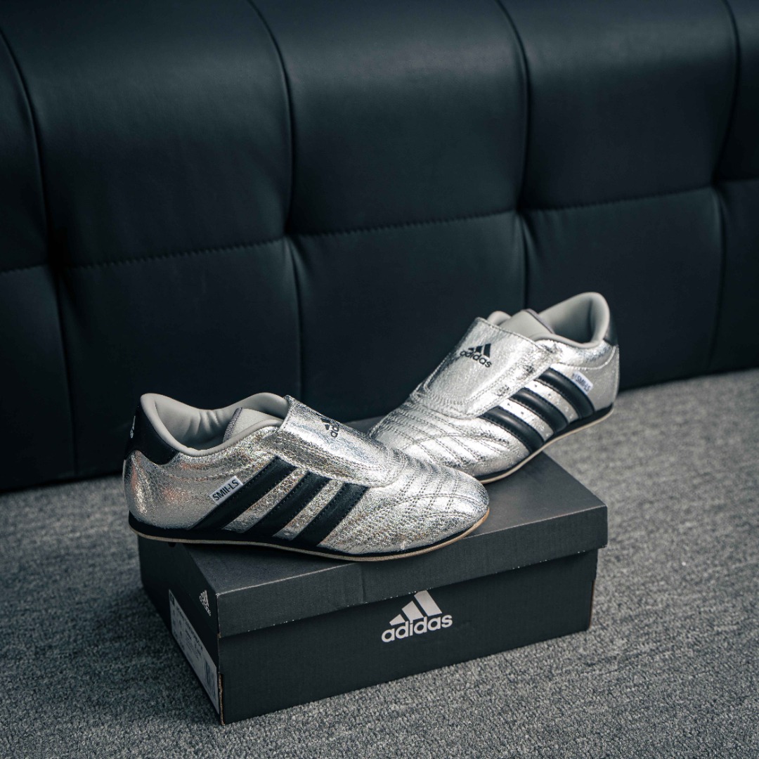 아디다스 오리지널 상품 번호: JH9664