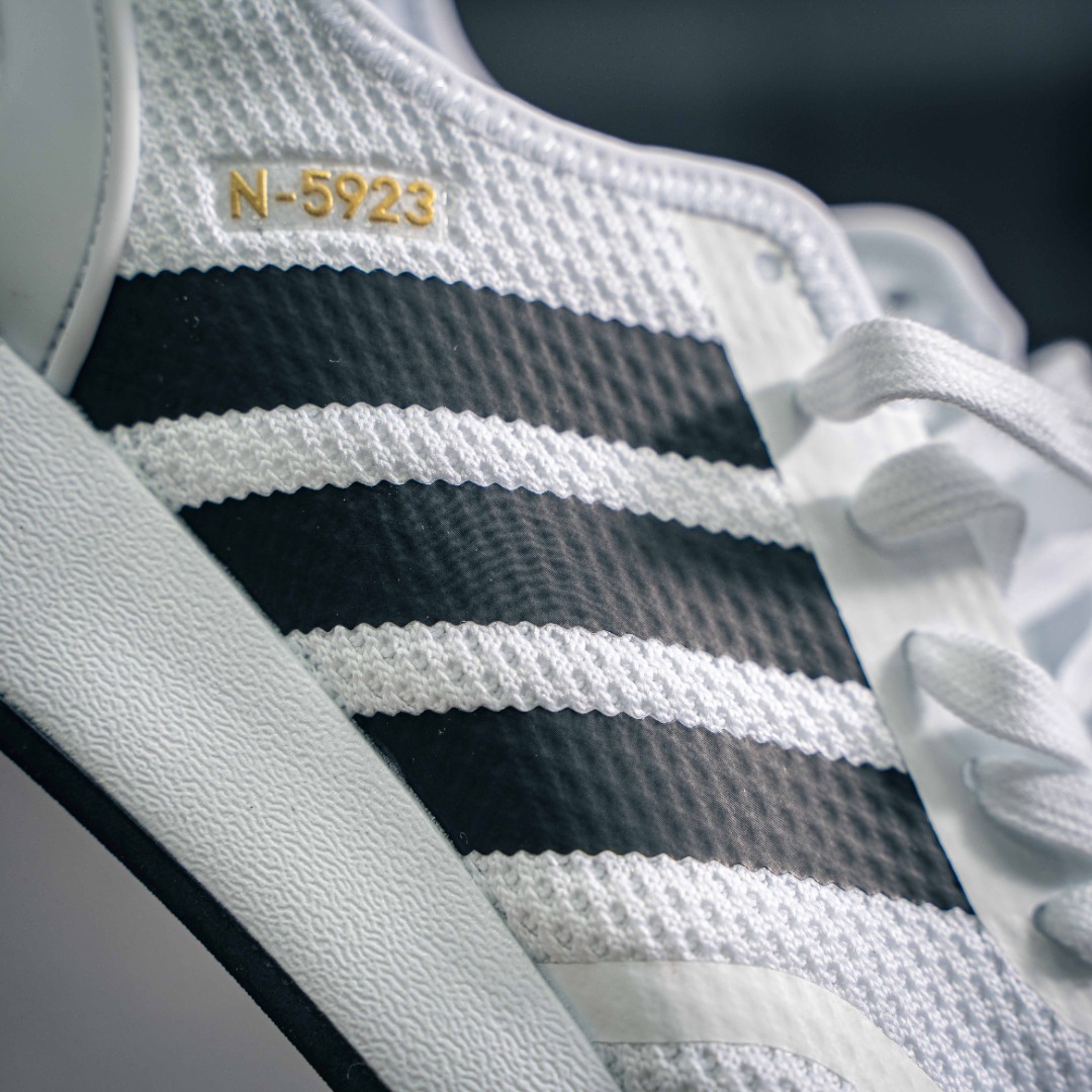 아디다스 N-5923 봄 상품 번호: AH2159