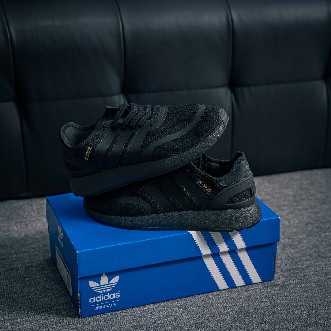 아디다스 N-5923 봄 품목 번호: CQ2868