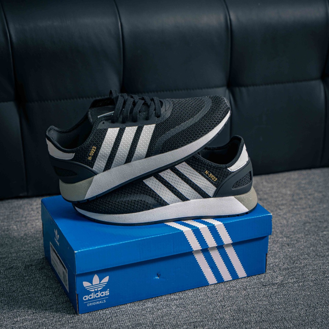 아디다스 N-5923 봄 상품 번호: CQ2337