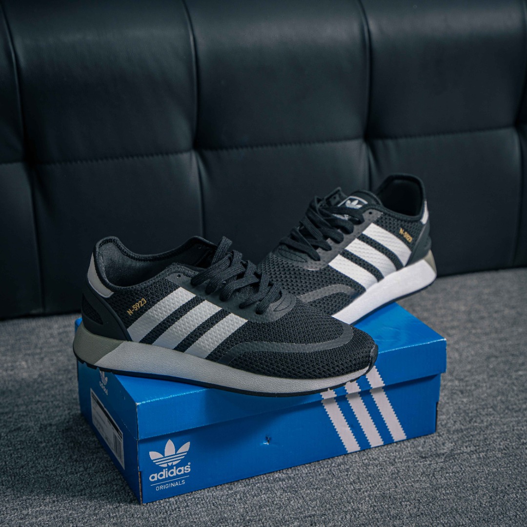 아디다스 N-5923 봄 상품 번호: CQ2337