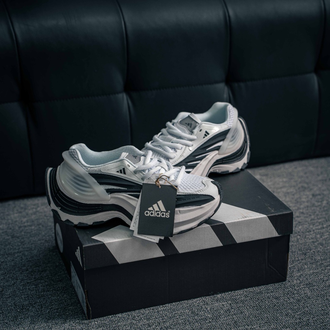 아디다스 XLG MTW 시리즈 상품 번호: JR5586