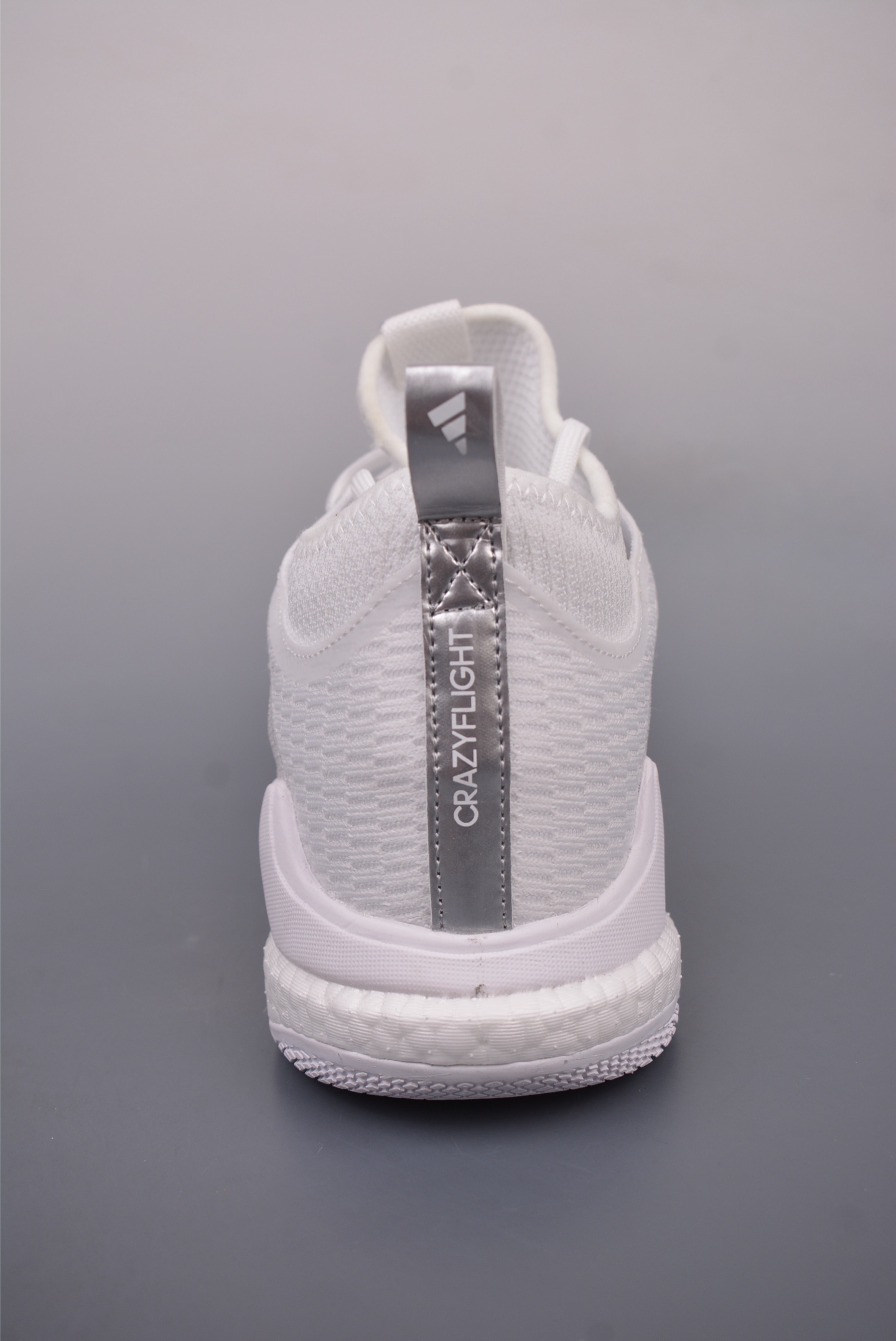 아디다스 크레이지플라이 상품 번호: GY9278