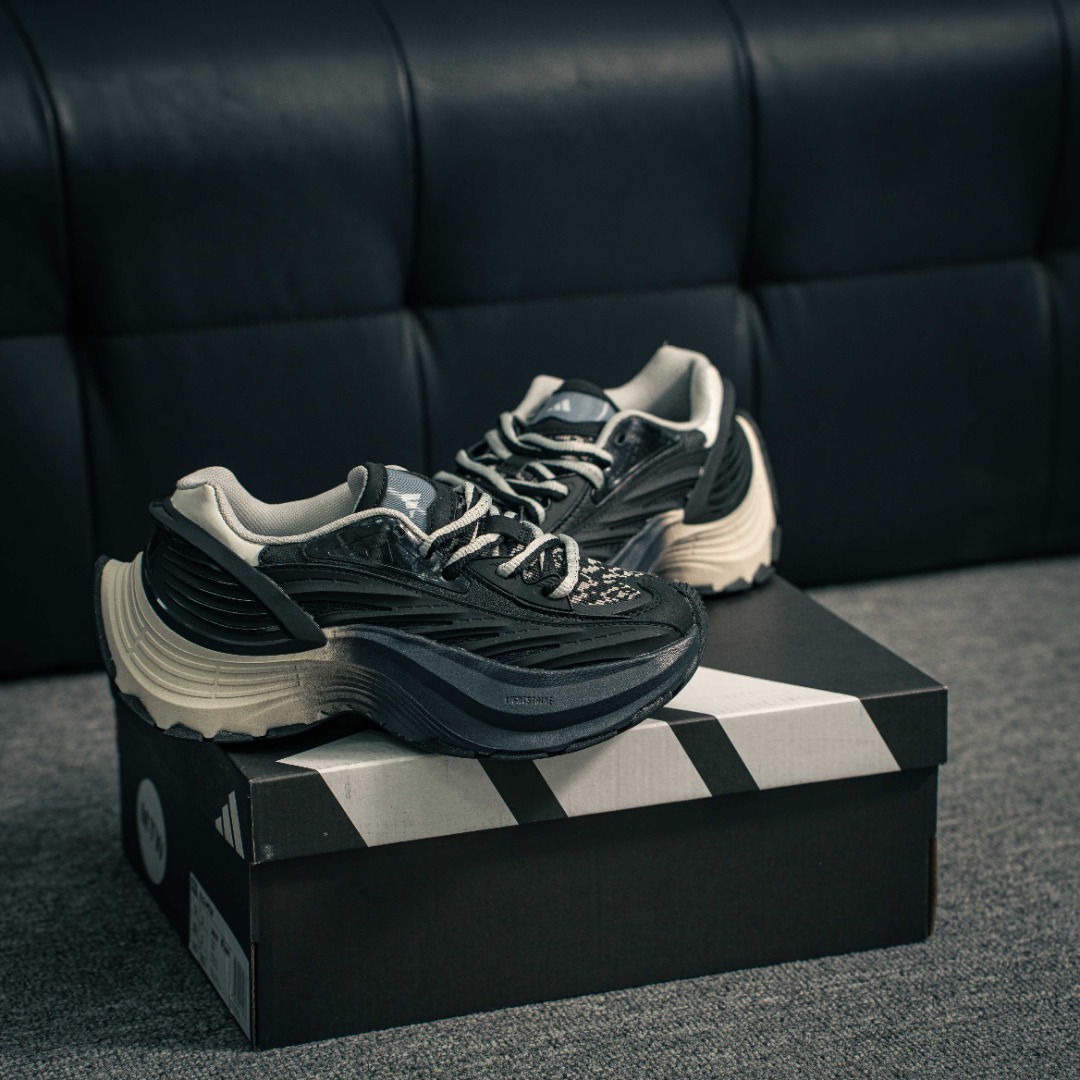 아디다스 XLG MTW 시리즈 상품 번호: JR6397