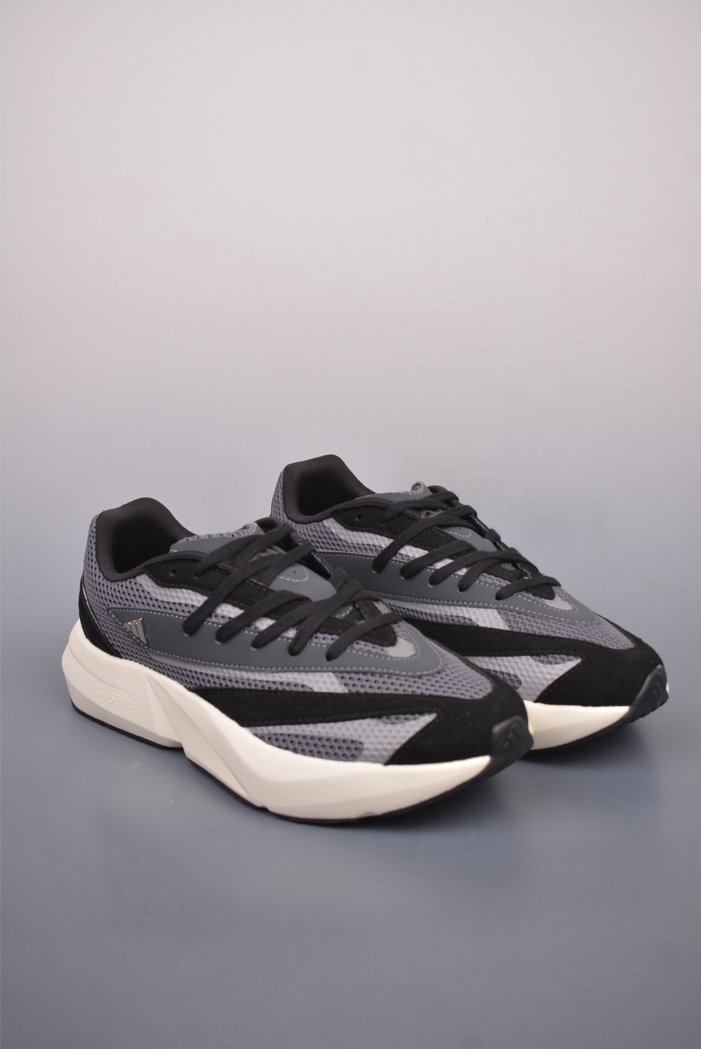 아디다스 라이트블라 상품 번호: JH6958