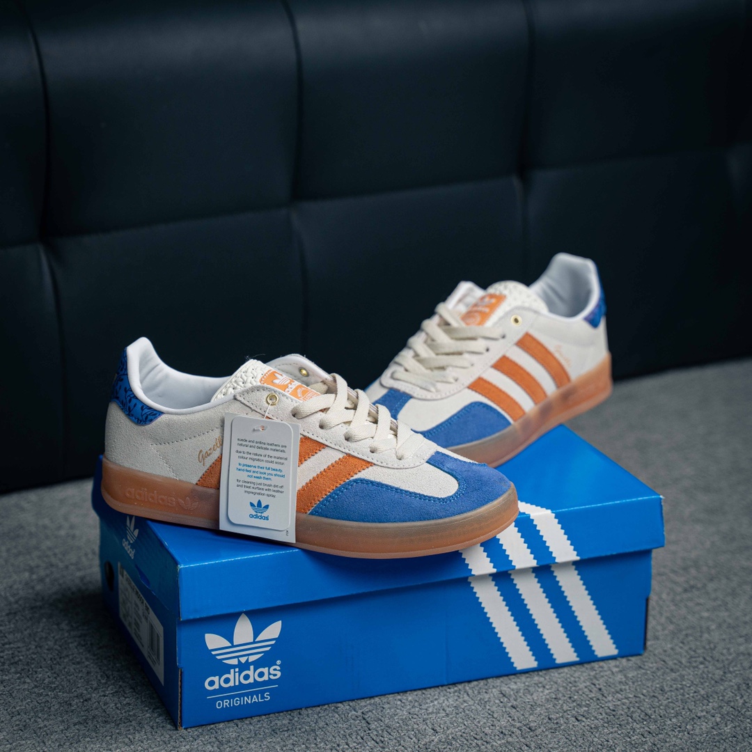 아디다스 오리지널 상품 번호: JQ0956