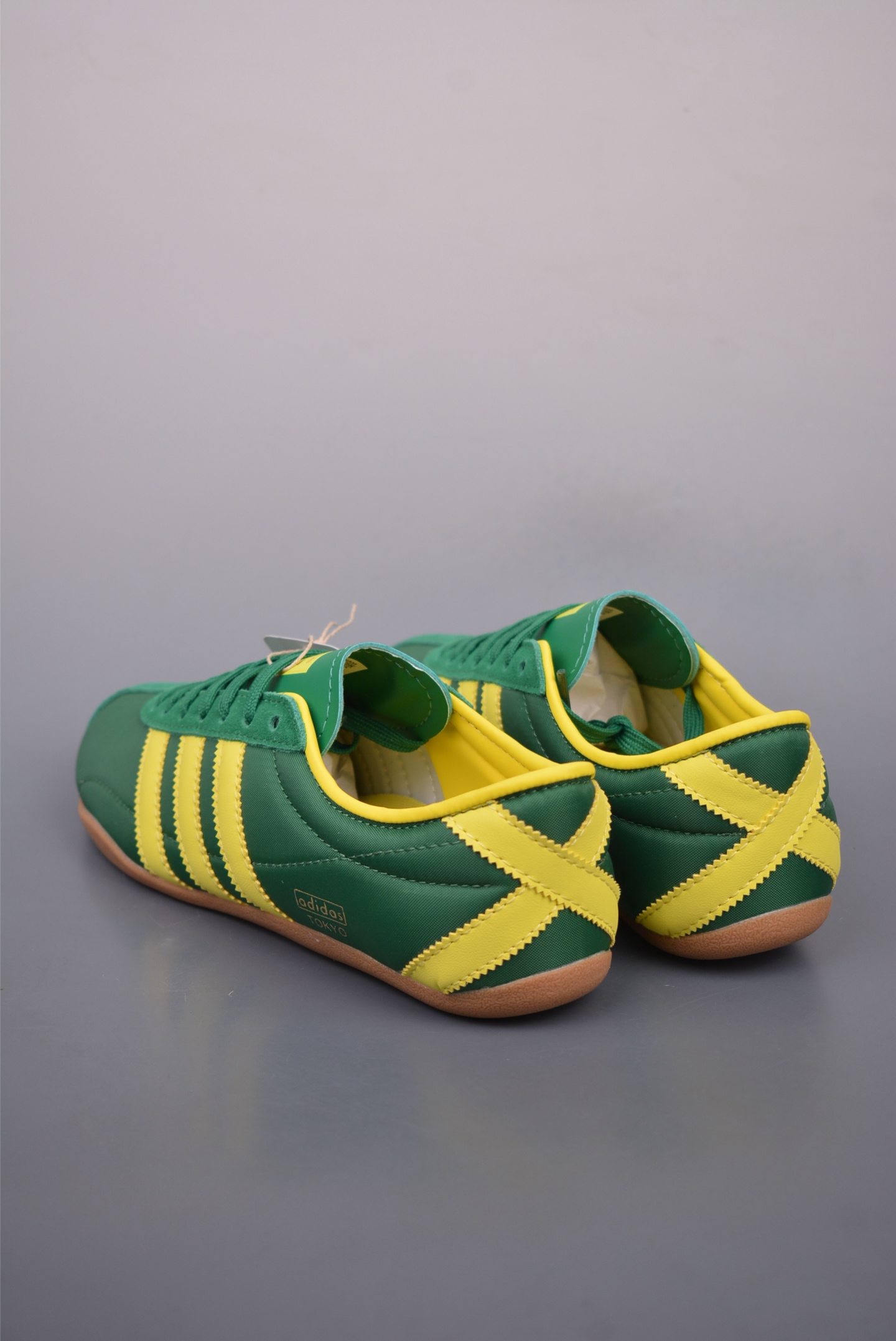 아디다스 아디다스 오리지널 상품 번호: JI3298