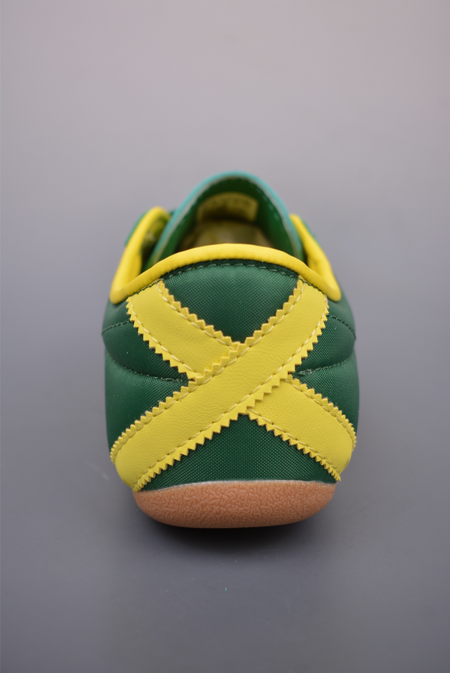 아디다스 아디다스 오리지널 상품 번호: JI3298