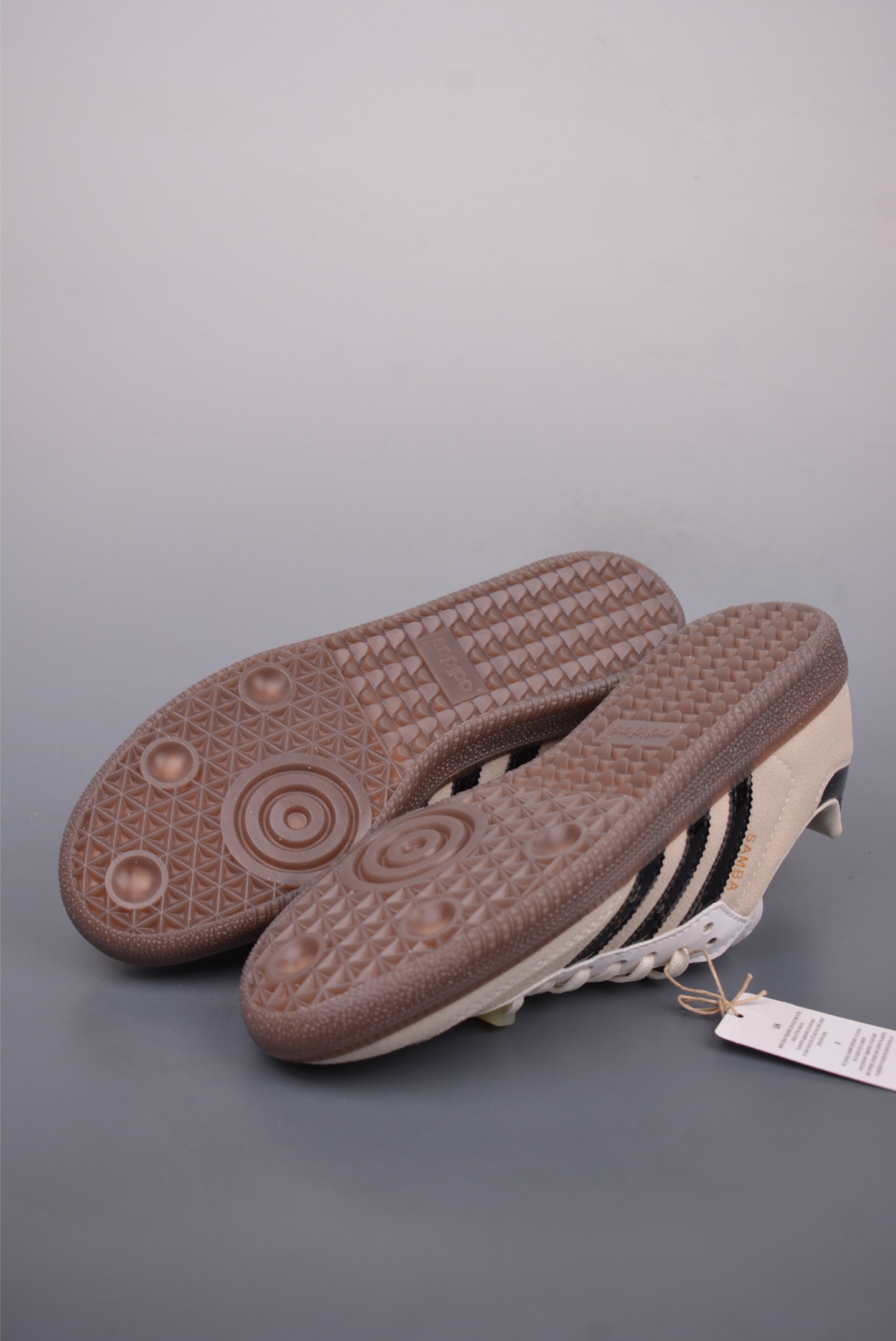 아디다스 삼바 OG 상품 번호: JP5197