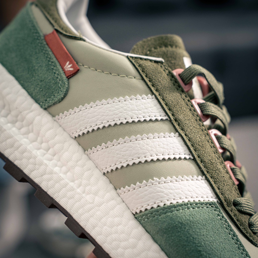 아디다스 레트로피 상품 번호: JQ0009