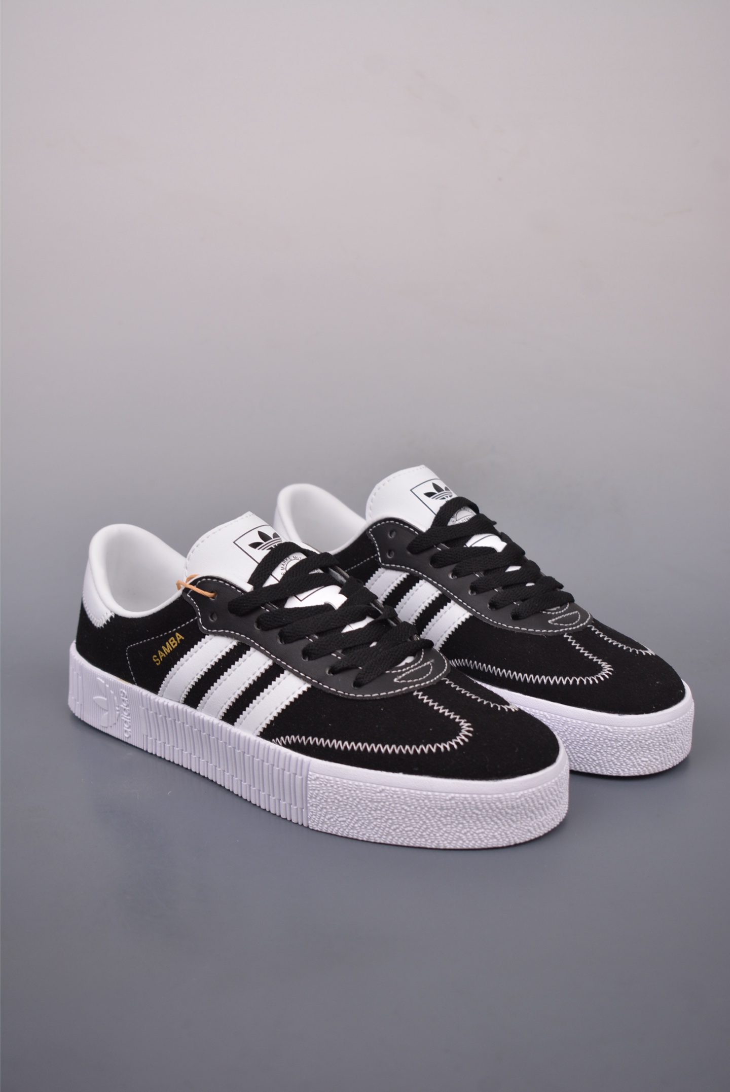 아디다스 클로버 삼바 품목 번호: FU0666