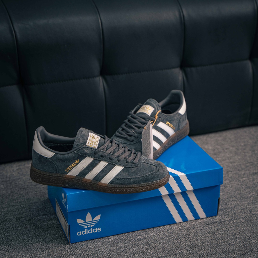 아디다스 아디다스 오리지널 상품 번호: D96795