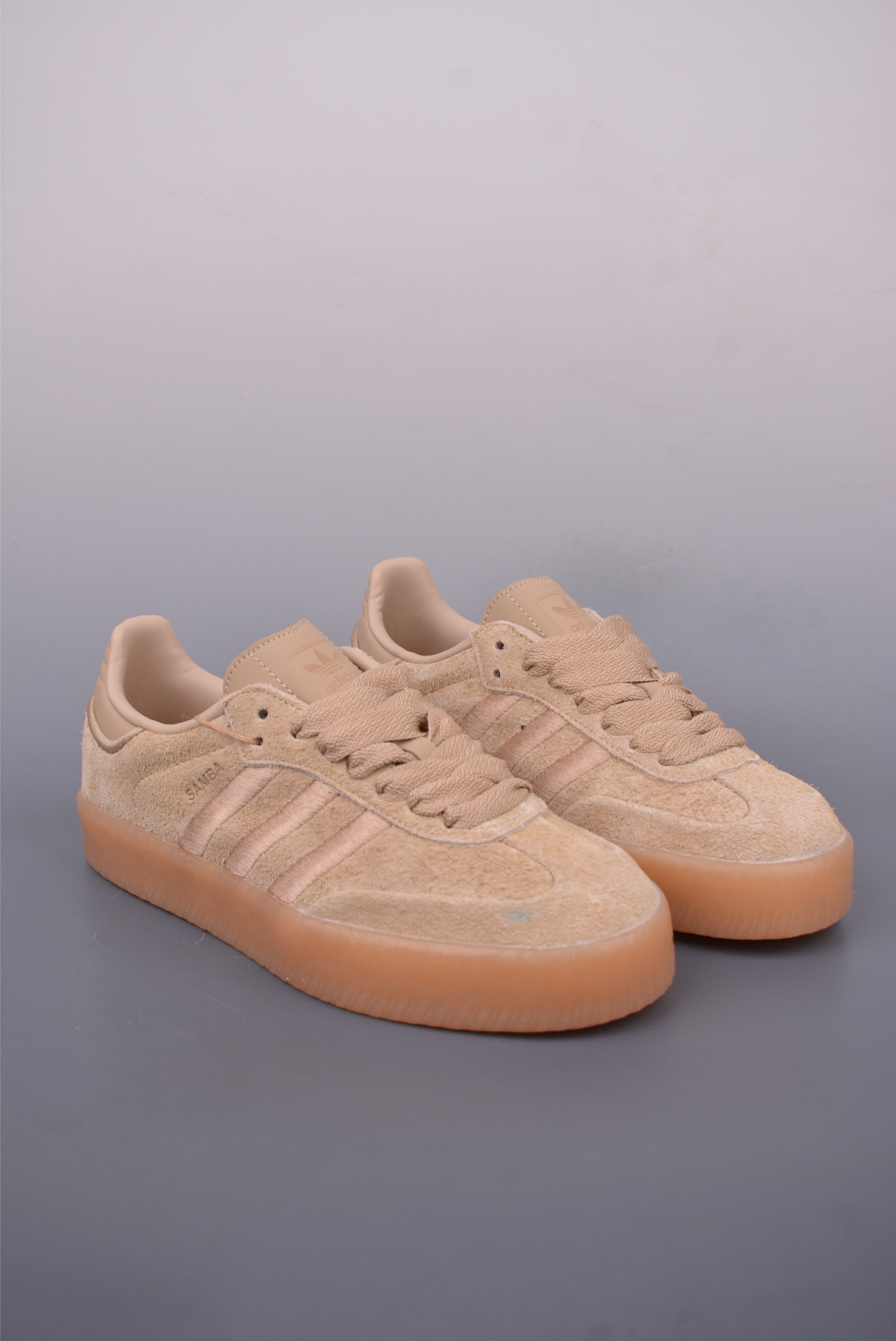 아디다스 클로버 삼바 상품 번호: JQ0254