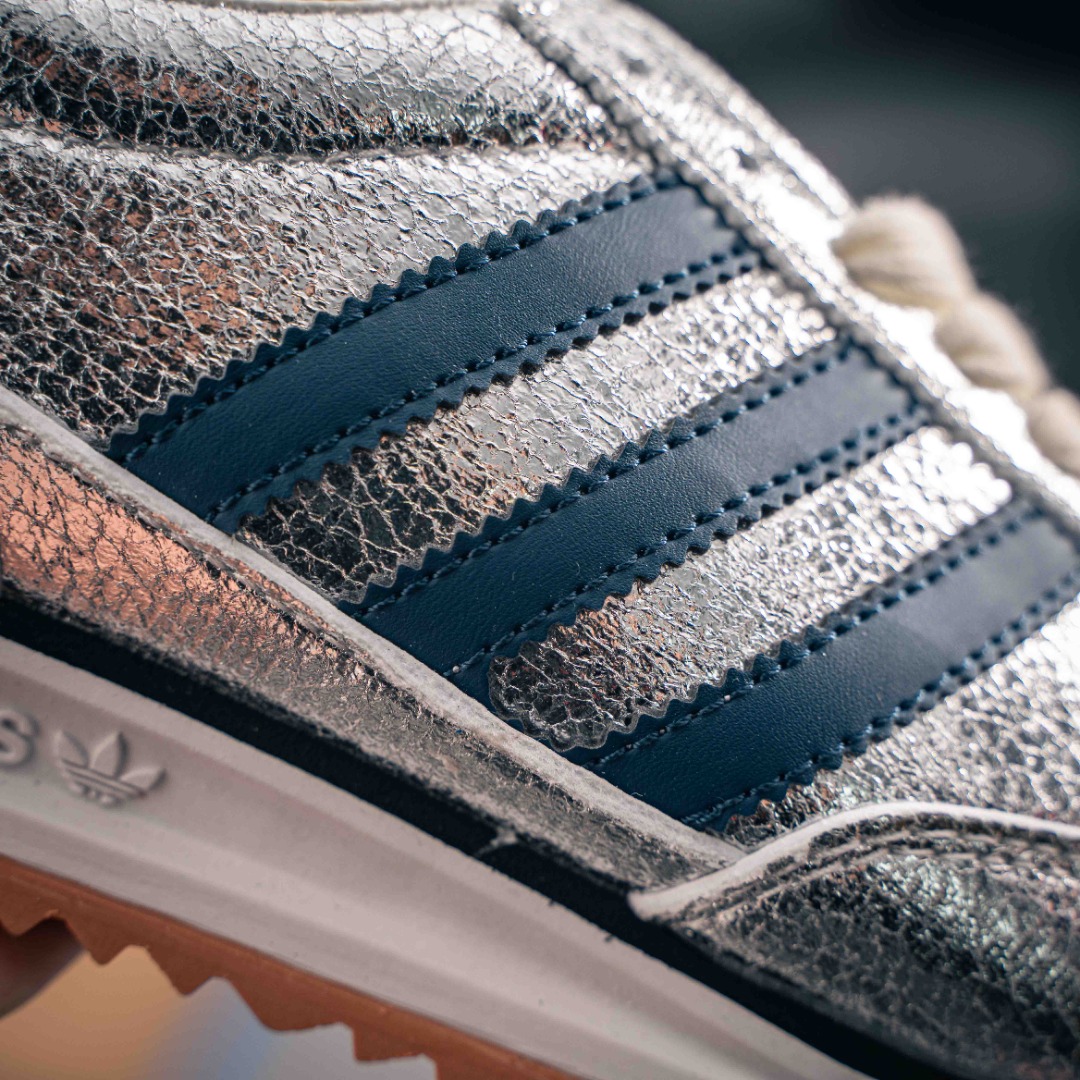 아디다스 오리지널 상품 번호: JH8654